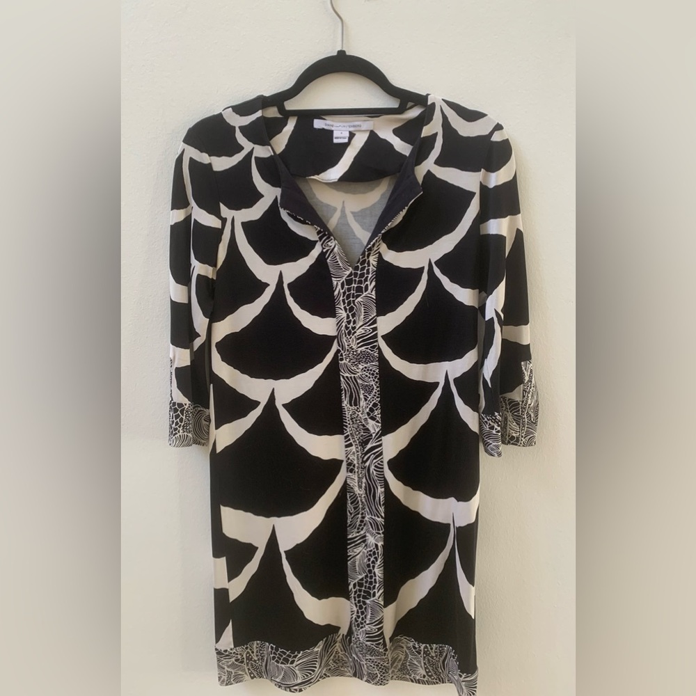 SZ 4 Diane Von Furstenberg 3/4 Sleeve Dress - Picture 1 of 8